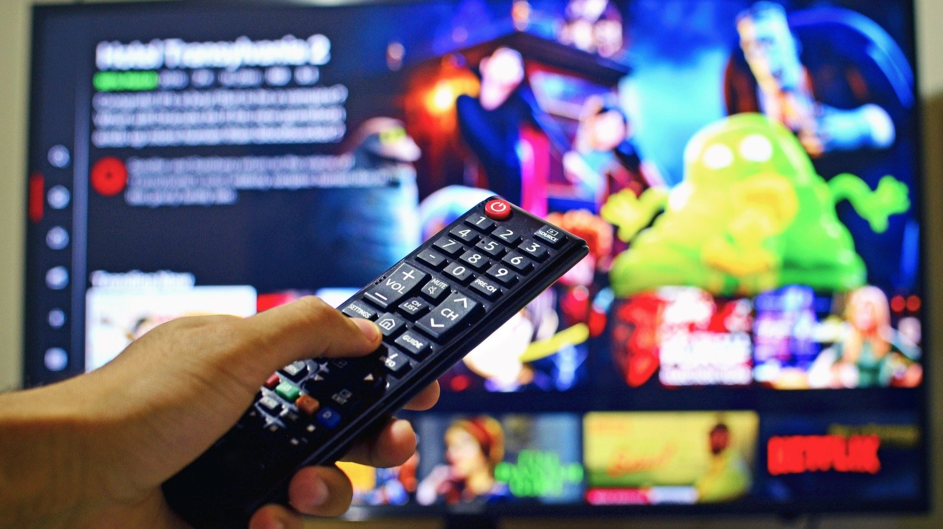 Top reasons TV app developers should use native Android APKs instead of WebView